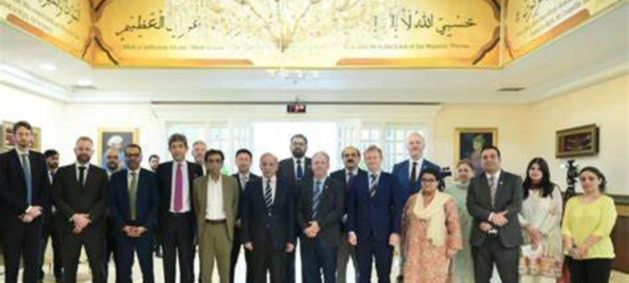 Google Teams Up with Pakistan to Revolutionize Education